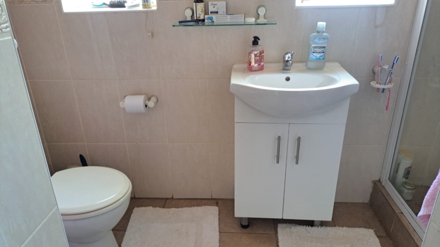3 Bedroom Property for Sale in Annlin Gauteng