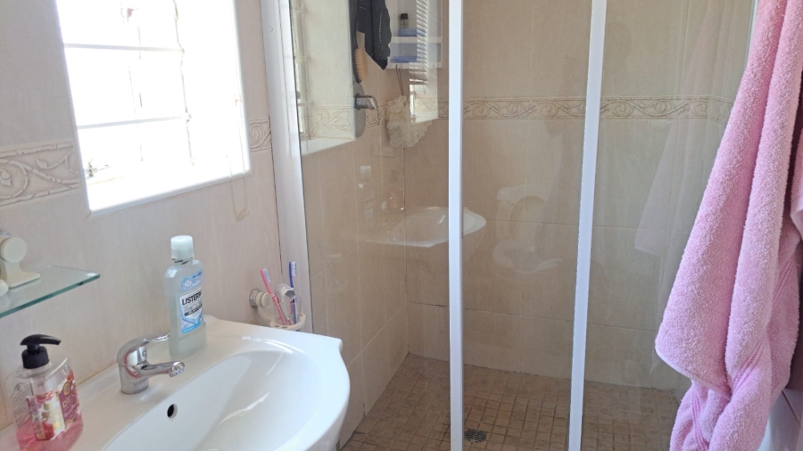 3 Bedroom Property for Sale in Annlin Gauteng