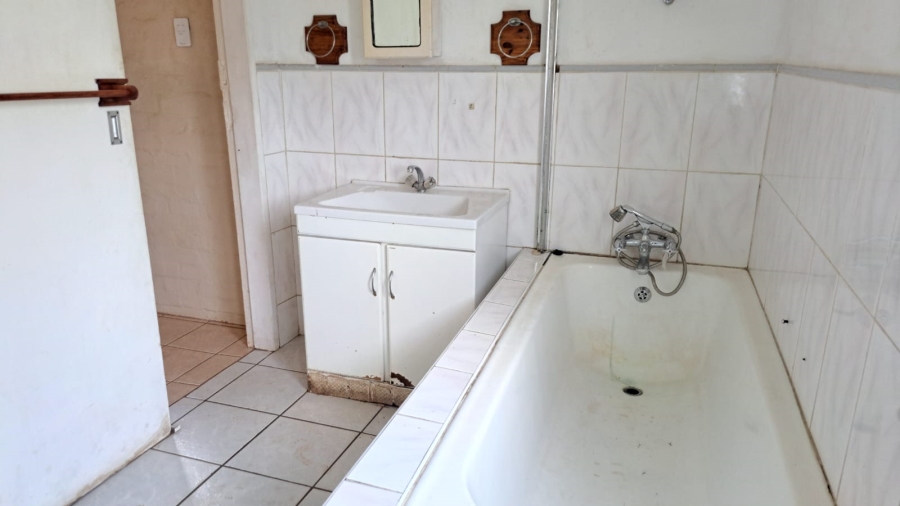 3 Bedroom Property for Sale in Annlin Gauteng