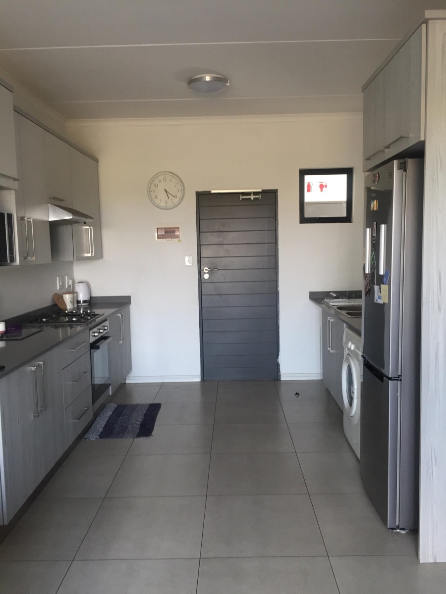 1 Bedroom Property for Sale in Carlswald Gauteng