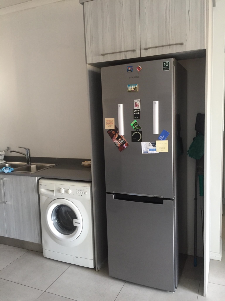 1 Bedroom Property for Sale in Carlswald Gauteng