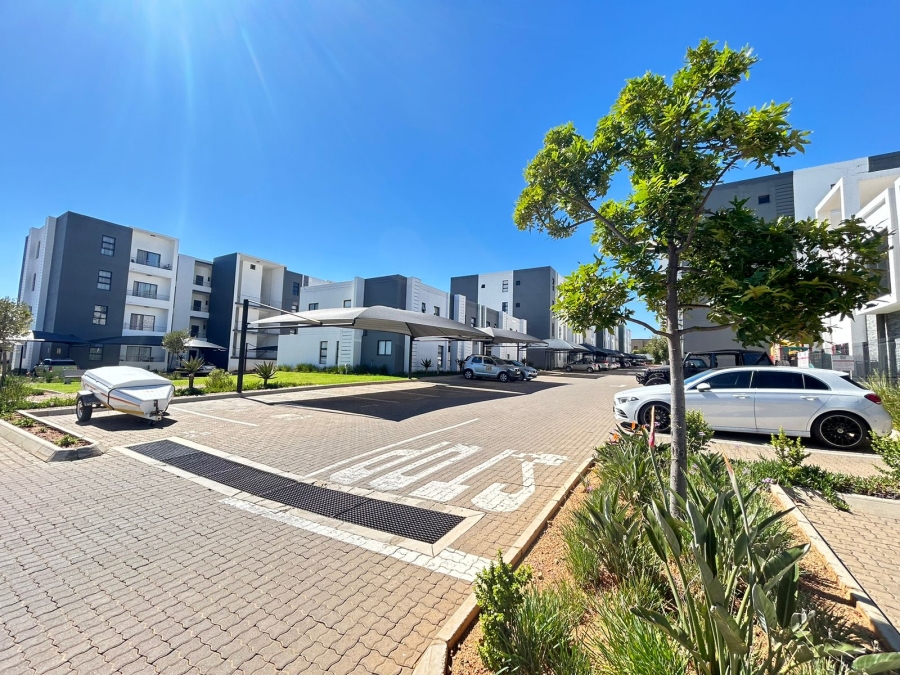 1 Bedroom Property for Sale in Carlswald Gauteng