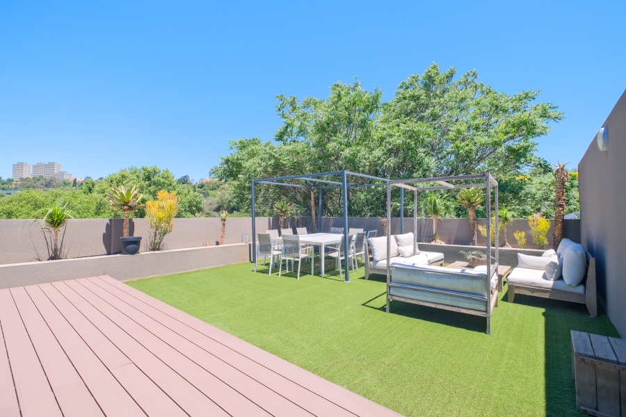 4 Bedroom Property for Sale in Rosebank Gauteng