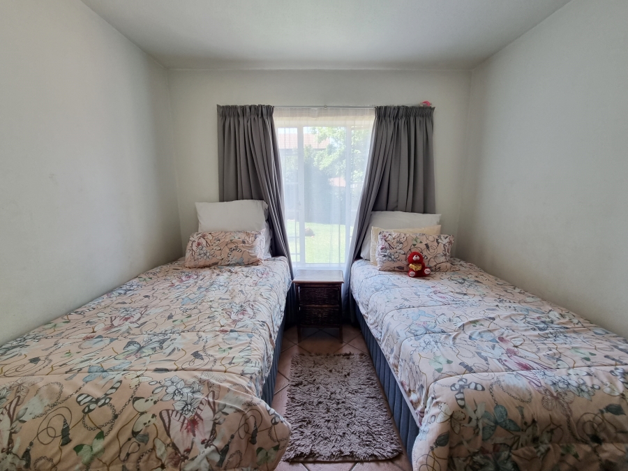 2 Bedroom Property for Sale in Eco Park Gauteng