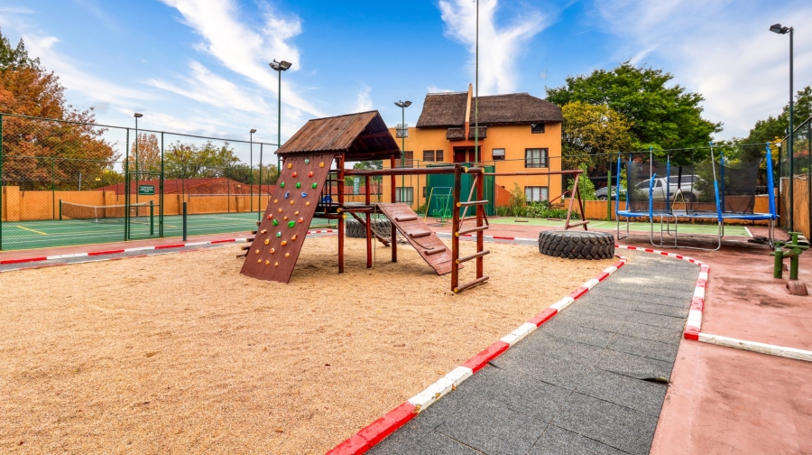 2 Bedroom Property for Sale in Douglasdale Gauteng