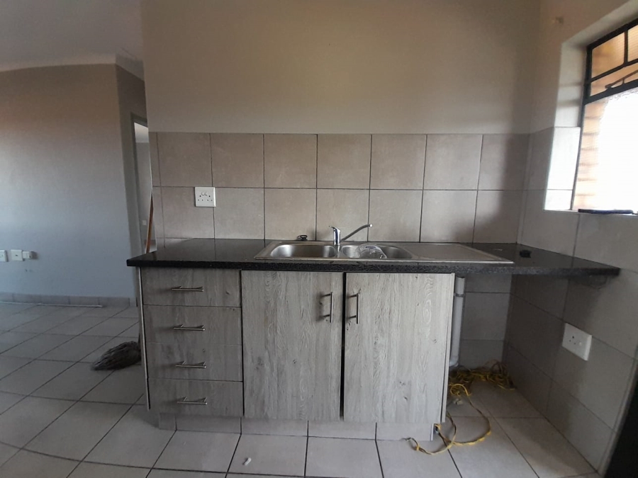 2 Bedroom Property for Sale in Montana Tuine Gauteng