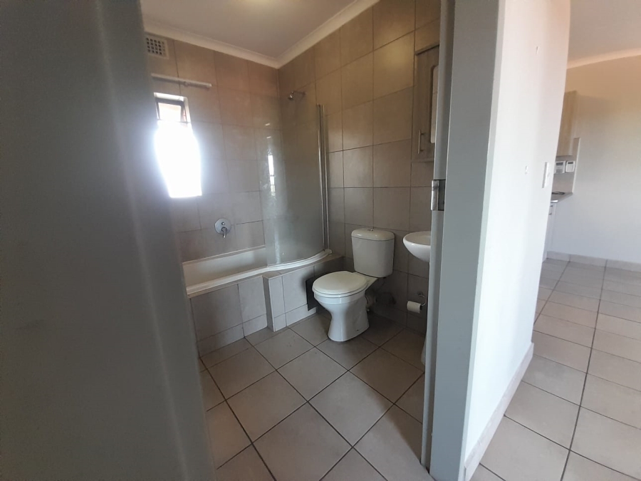 2 Bedroom Property for Sale in Montana Tuine Gauteng