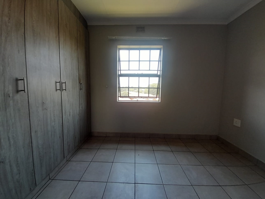 2 Bedroom Property for Sale in Montana Tuine Gauteng