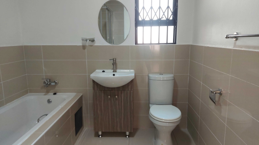 2 Bedroom Property for Sale in Fairlead Gauteng