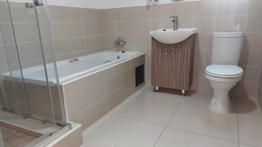 2 Bedroom Property for Sale in Fairlead Gauteng