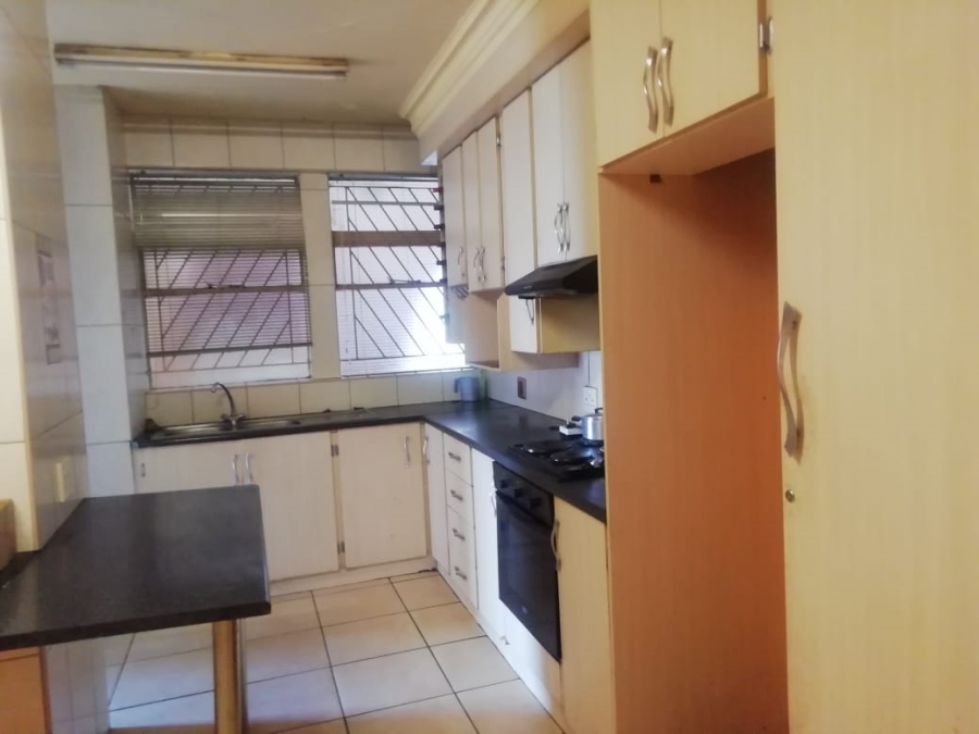 2 Bedroom Property for Sale in Pretoria Central Gauteng