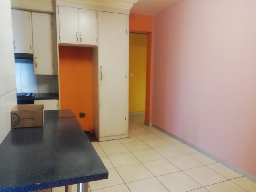 2 Bedroom Property for Sale in Pretoria Central Gauteng