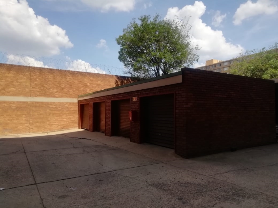 2 Bedroom Property for Sale in Pretoria Central Gauteng