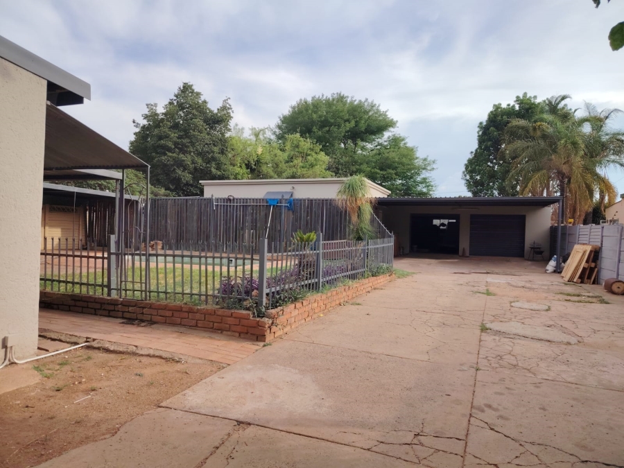 3 Bedroom Property for Sale in Eloffsdal Gauteng