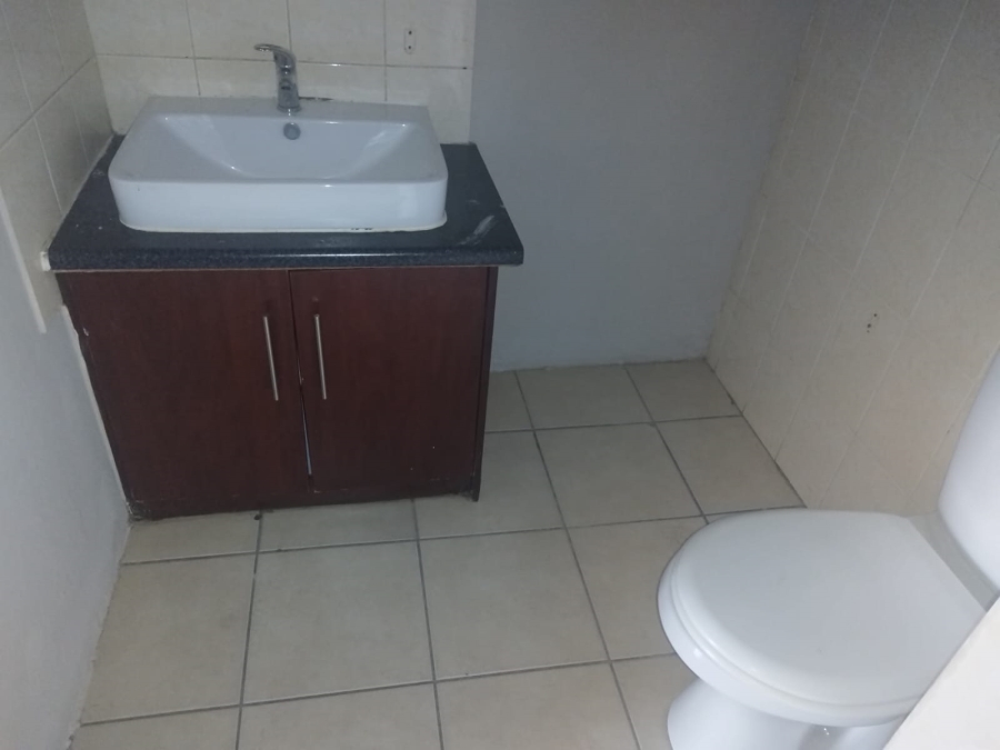 1 Bedroom Property for Sale in Norkem Park Gauteng