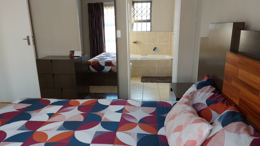 3 Bedroom Property for Sale in Crystal Park Gauteng