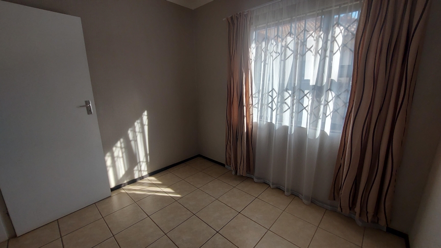 3 Bedroom Property for Sale in Crystal Park Gauteng