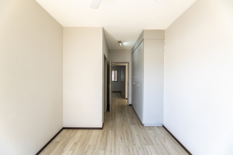 2 Bedroom Property for Sale in Broadacres Gauteng