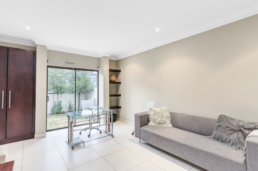 To Let 4 Bedroom Property for Rent in Dainfern Gauteng