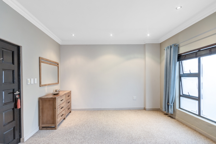 To Let 4 Bedroom Property for Rent in Dainfern Gauteng