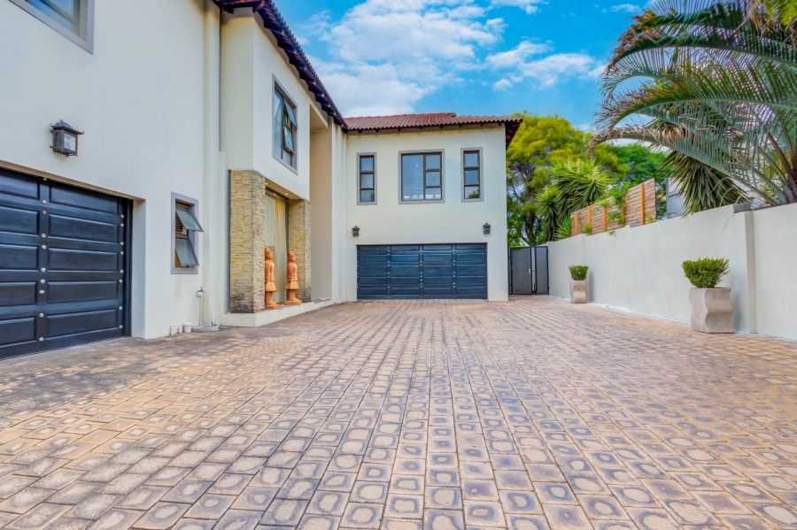To Let 4 Bedroom Property for Rent in Dainfern Gauteng