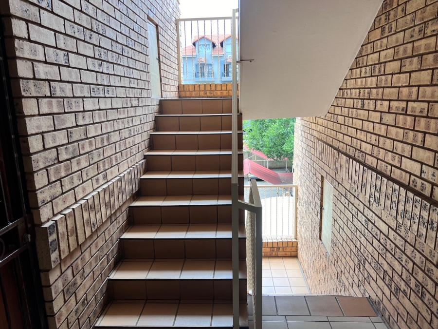 2 Bedroom Property for Sale in Hillcrest Gauteng