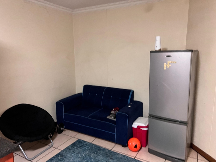 2 Bedroom Property for Sale in Hillcrest Gauteng