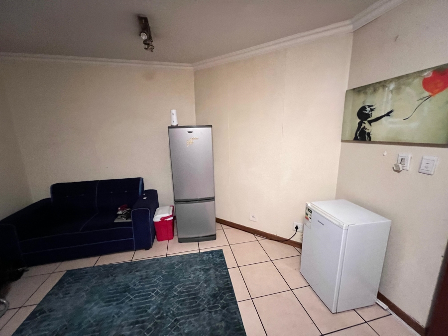 2 Bedroom Property for Sale in Hillcrest Gauteng