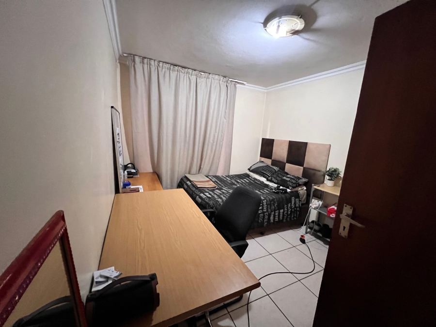 2 Bedroom Property for Sale in Hillcrest Gauteng