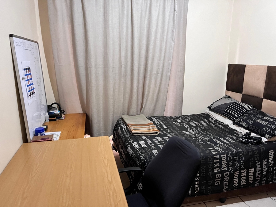 2 Bedroom Property for Sale in Hillcrest Gauteng