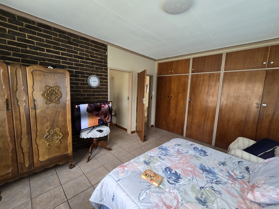 3 Bedroom Property for Sale in Carletonville Central Gauteng