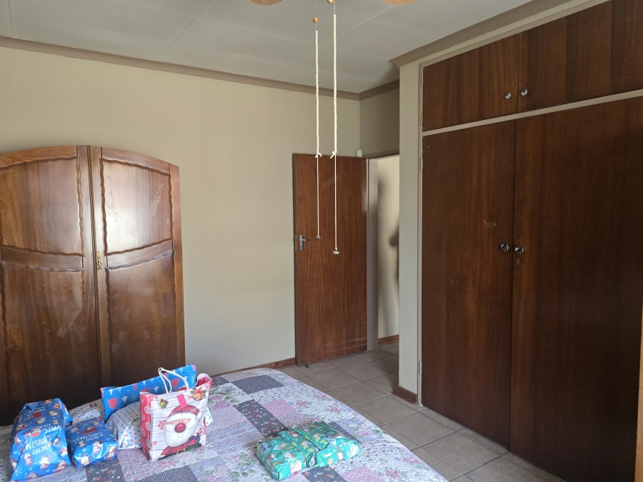 3 Bedroom Property for Sale in Carletonville Central Gauteng