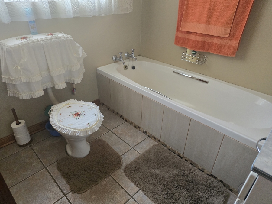 3 Bedroom Property for Sale in Carletonville Central Gauteng