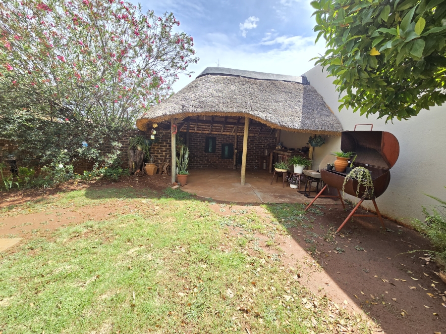 3 Bedroom Property for Sale in Carletonville Central Gauteng