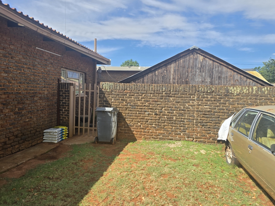 3 Bedroom Property for Sale in Carletonville Central Gauteng
