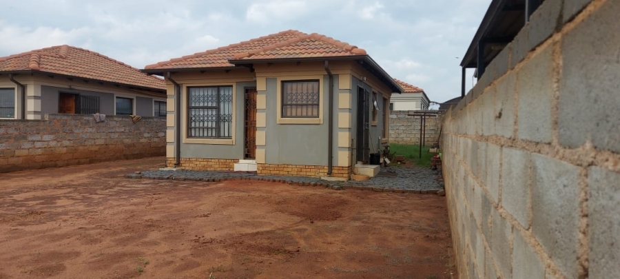 2 Bedroom Property for Sale in Alliance Gauteng