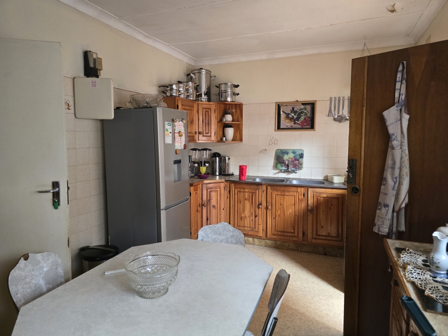 4 Bedroom Property for Sale in Oberholzer Gauteng