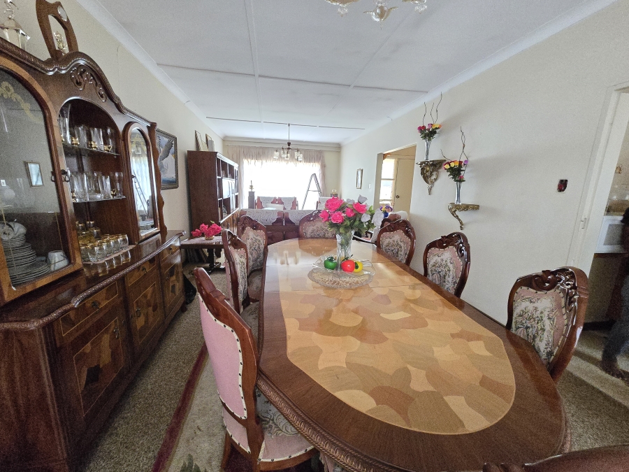 4 Bedroom Property for Sale in Oberholzer Gauteng