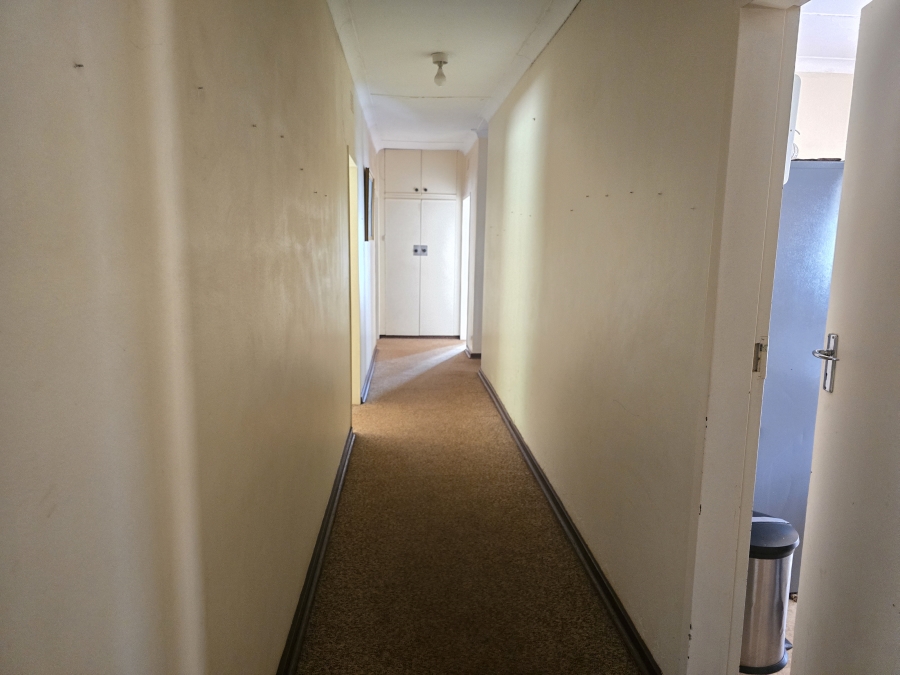 4 Bedroom Property for Sale in Oberholzer Gauteng