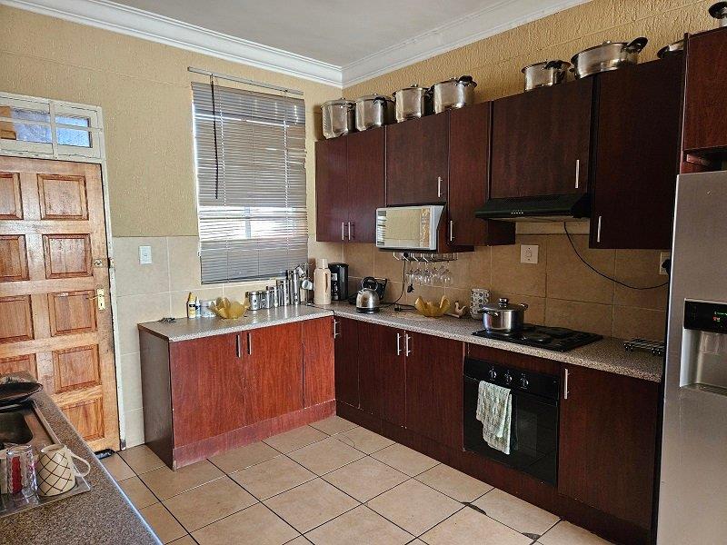 2 Bedroom Property for Sale in Troyeville Gauteng