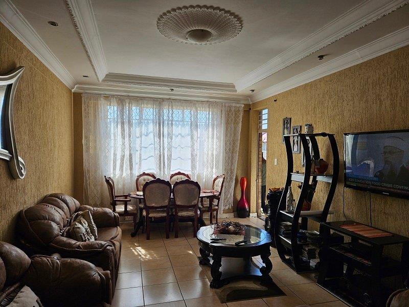 2 Bedroom Property for Sale in Troyeville Gauteng