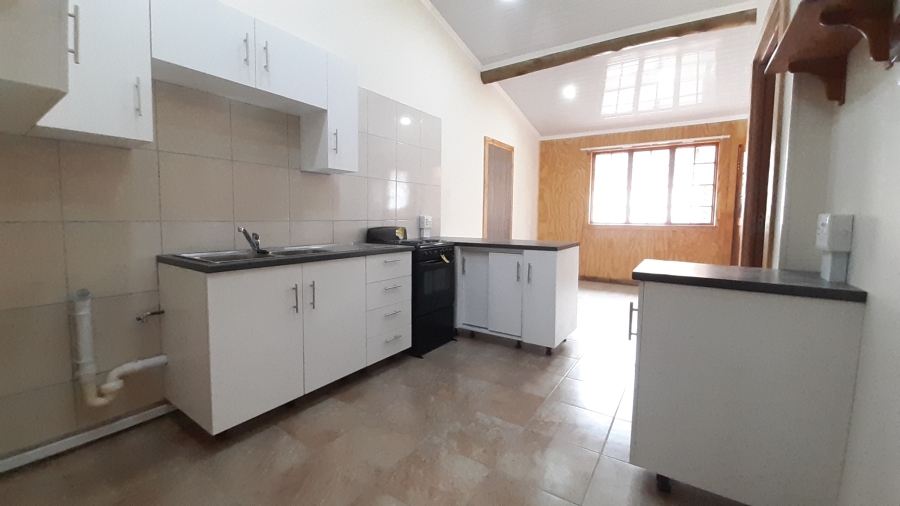 To Let 2 Bedroom Property for Rent in Mondeor Gauteng