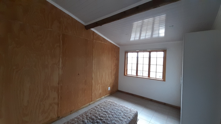 To Let 2 Bedroom Property for Rent in Mondeor Gauteng