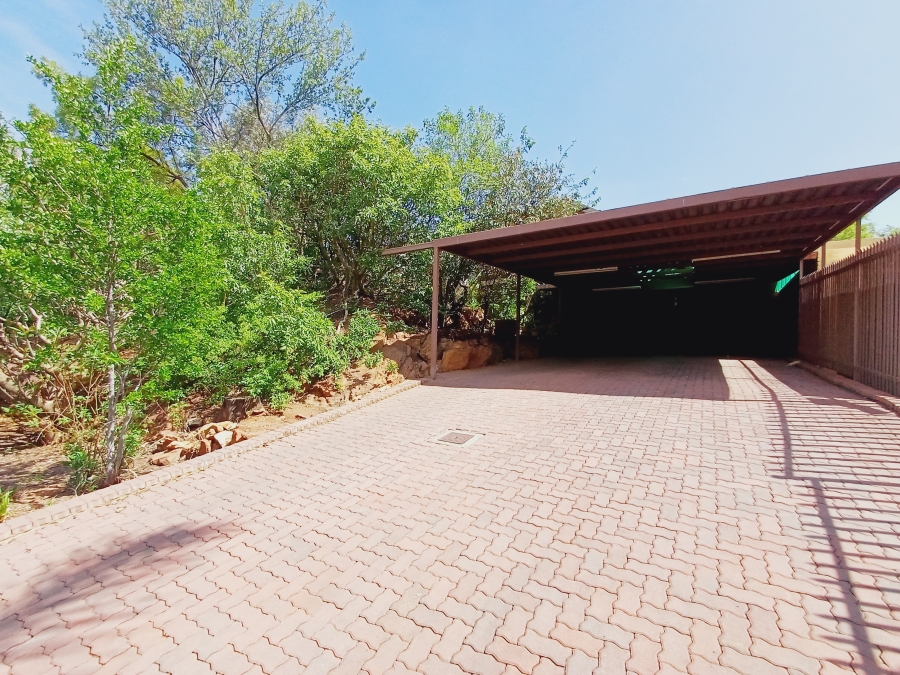 3 Bedroom Property for Sale in Weavind Park Gauteng
