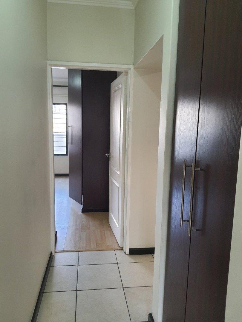 To Let 2 Bedroom Property for Rent in Acacia Gauteng