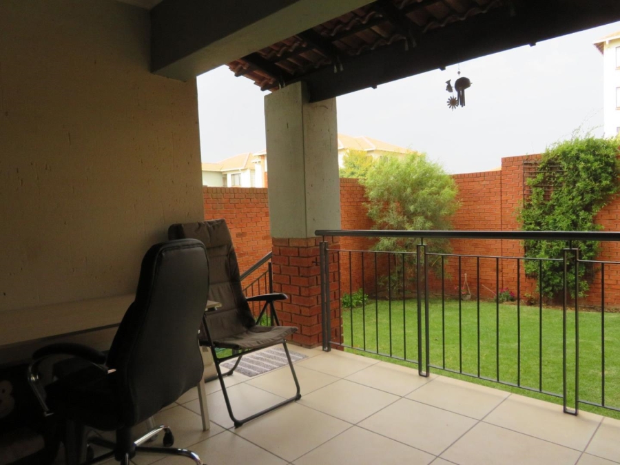 To Let 2 Bedroom Property for Rent in Acacia Gauteng