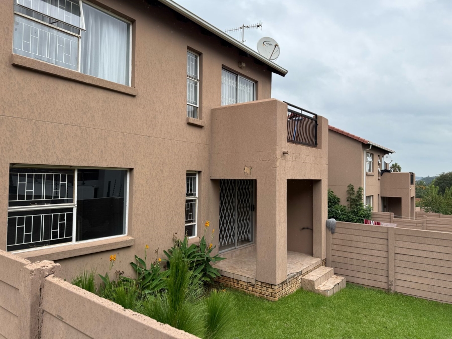 2 Bedroom Property for Sale in Vorna Valley Gauteng