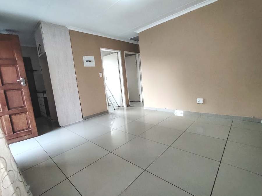 To Let 2 Bedroom Property for Rent in Elandspoort Gauteng