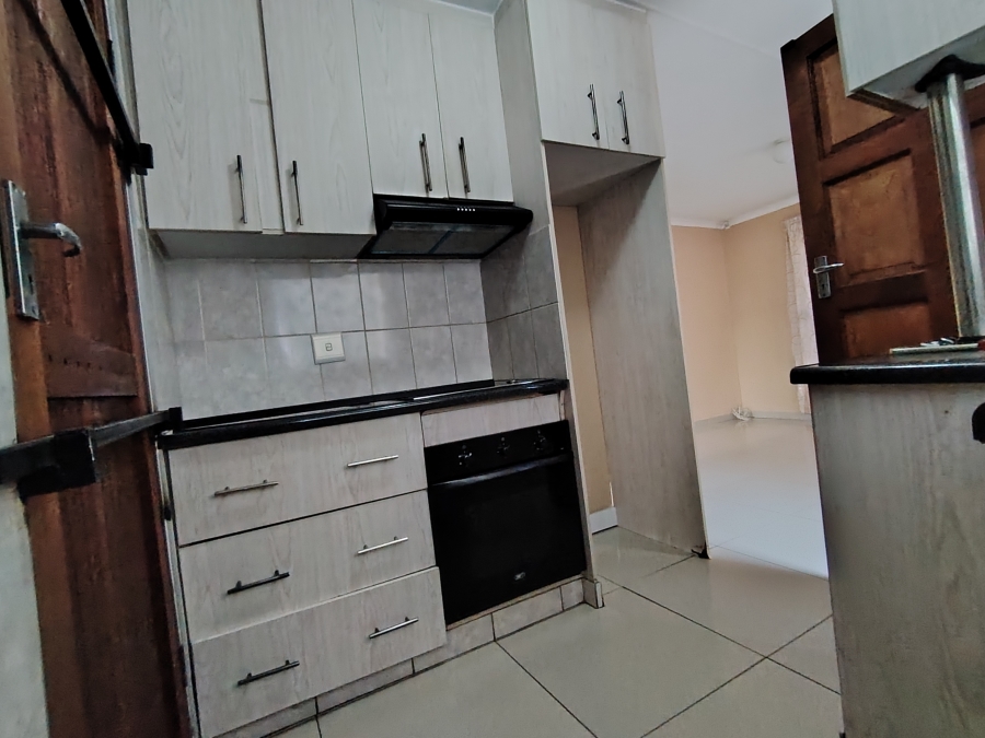 To Let 2 Bedroom Property for Rent in Elandspoort Gauteng