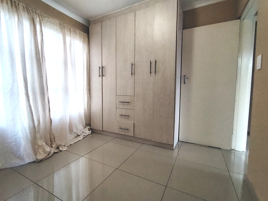 To Let 2 Bedroom Property for Rent in Elandspoort Gauteng